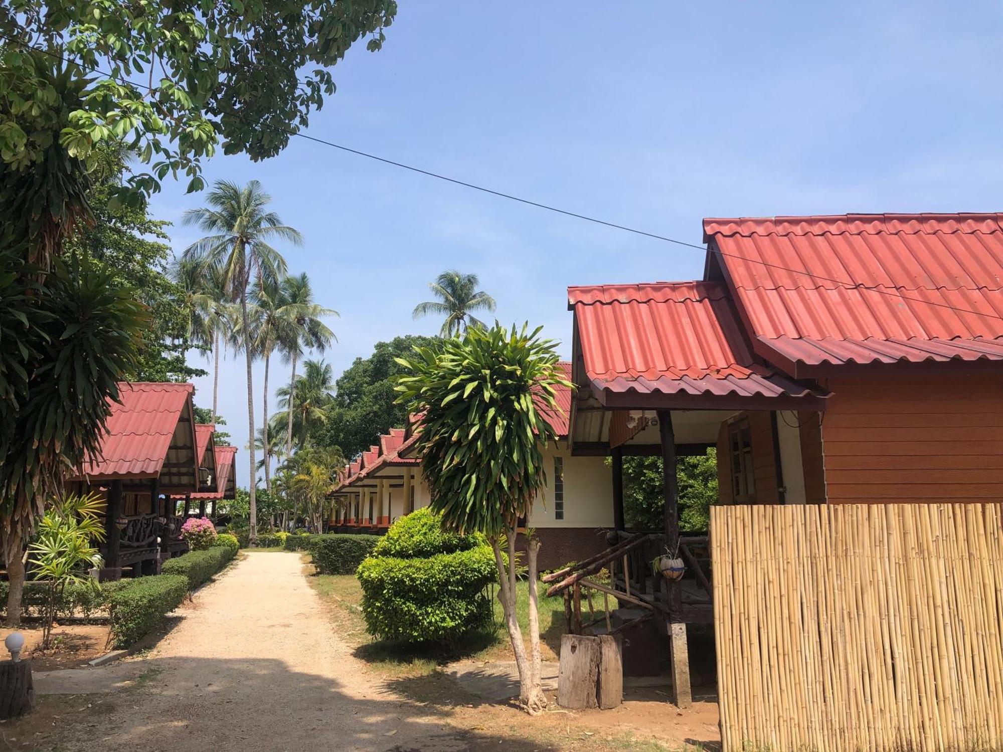 Moonwalk Lanta Resort Ko Lanta Dış mekan fotoğraf
